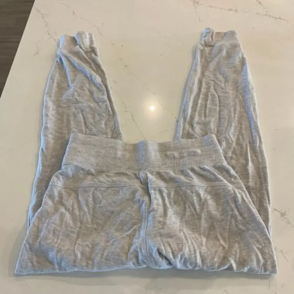 Lululemon Warm Down Joggers Soft‎ Touch Heathered Core Ultra Light Grey Size 2